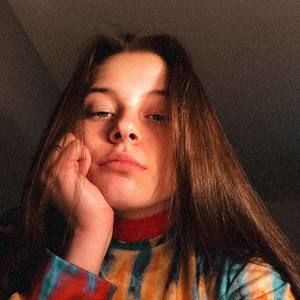 Meet your Posher, Ariane